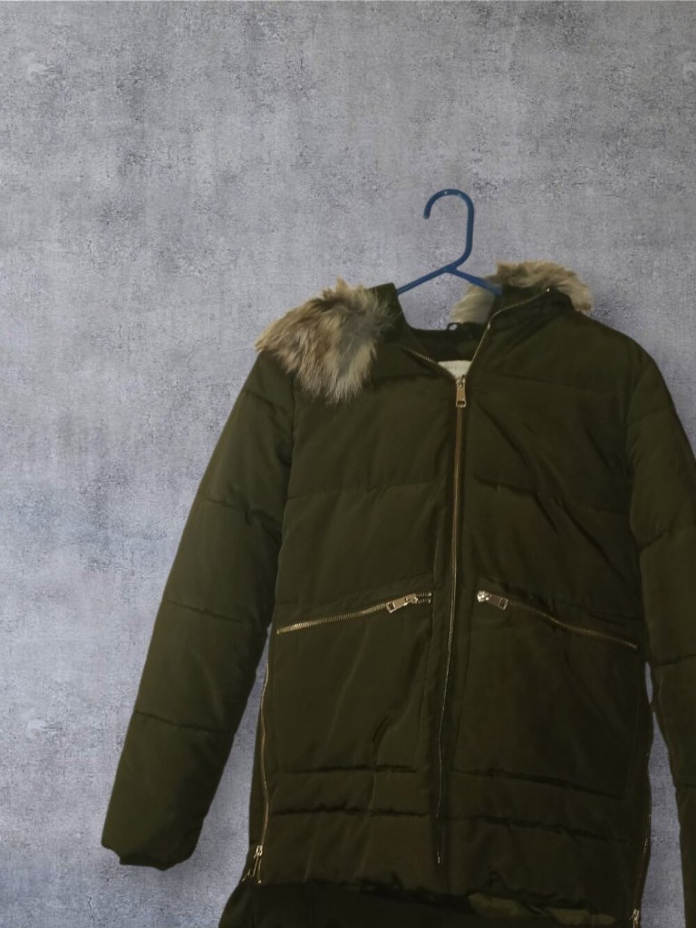 New York & Company Black Puffer Jacket Faux Fur Collar Size Small EUC